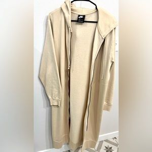 Nike duster sweatshirt. Cream color. Size medium